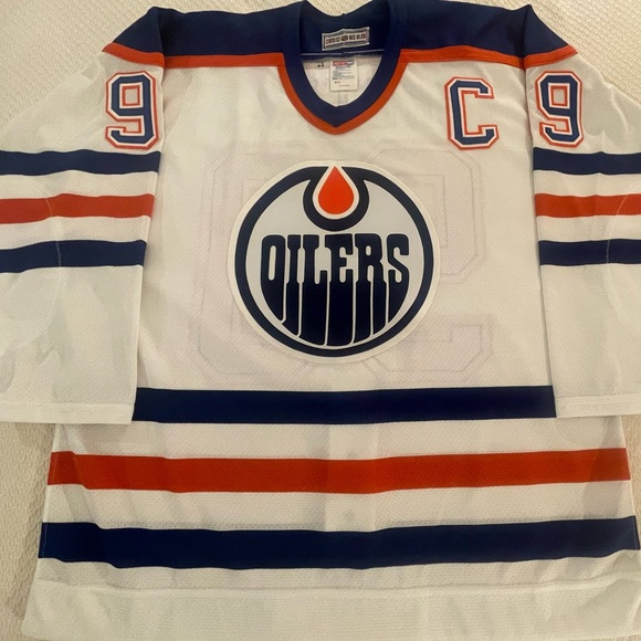 CCM Other - Gretzky Signed Authentic Oilers Jersey From UDA